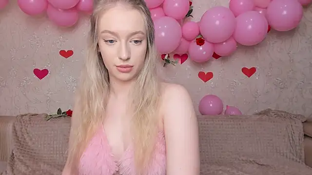 Snapshot of elldiana chatting on February 11, 2026, 5:56 am elldiana online show from February 11, 2026, 5:56 am