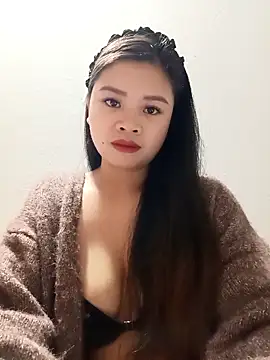 Snapshot of sara-xx chatting on February 8, 2026, 1:31 am sara-xx online show from February 8, 2026, 1:31 am