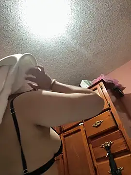 algila08 online show from March 22, 2026, 10:18 am