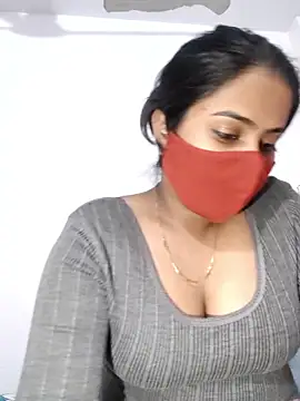 Snapshot of Red_Love_1 chatting on January 8, 2026, 5:26 pm Red Love 1 online show from January 8, 2026, 5:26 pm