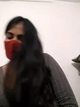 Snapshot of Red_Love_1 chatting on January 9, 2026, 5:37 pm Red Love 1 online show from January 9, 2026, 5:37 pm