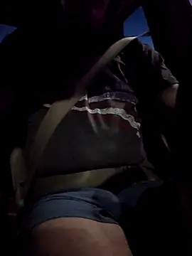 Snapshot of longsmooth4u chatting on March 21, 2026, 1:43 am longsmooth4u online show from March 21, 2026, 1:43 am