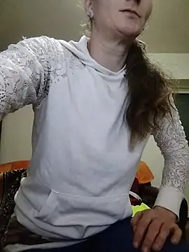 Snapshot of CrazyMaya39 chatting on February 13, 2026, 9:33 pm CrazyMaya39 online show from February 13, 2026, 9:33 pm