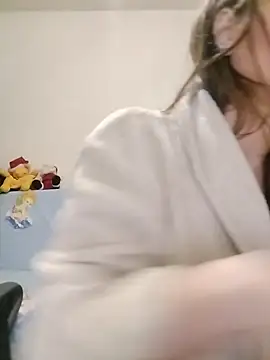 CrazyMaya39 online show from May 13, 2026, 9:55 pm