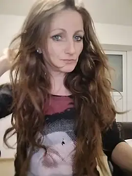 CrazyMaya39 online show from May 29, 2026, 10:52 pm