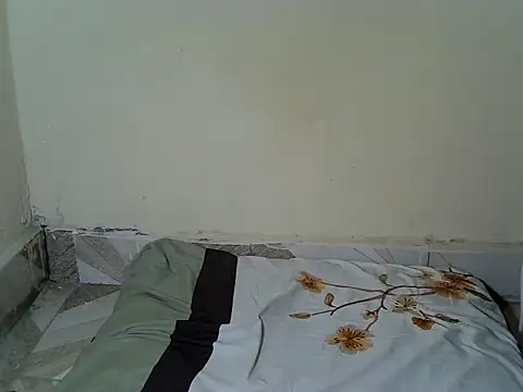 Snapshot of Bayanda62 chatting on December 14, 2025, 8:20 am Bayanda62 online show from December 14, 2025, 8:20 am