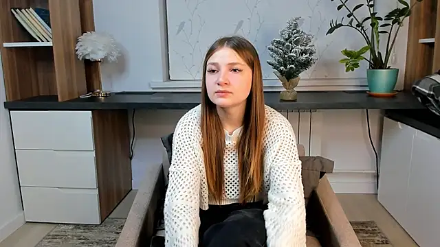 Snapshot of LesaFeldker chatting on December 14, 2025, 1:11 am LesaFeldker online show from December 14, 2025, 1:11 am