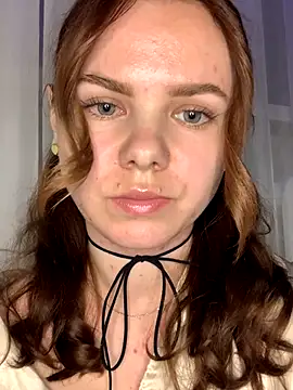 Alishiass399 online show from November 15, 2025, 7:32 pm