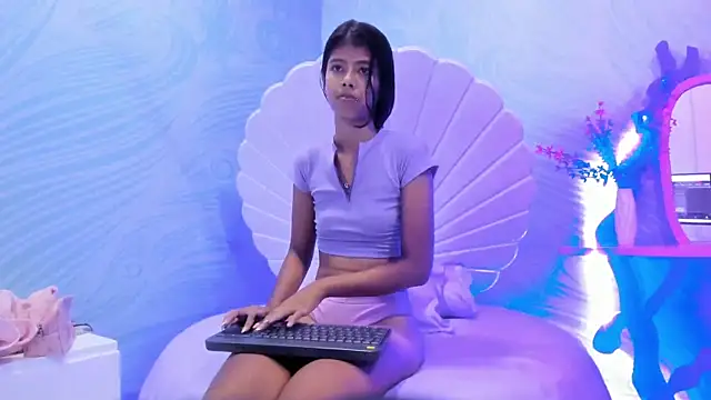 arietta skinny online show from November 27, 2025, 7:49 pm