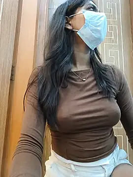 sexyayeshadesi online show from July 12, 2026, 6:21 pm