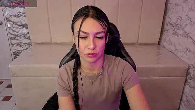 Snapshot of Maleja_v_ chatting on December 5, 2025, 1:09 pm Maleja v online show from December 5, 2025, 1:09 pm