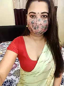 MISS-MONA-HOTI online show from November 14, 2025, 5:44 pm