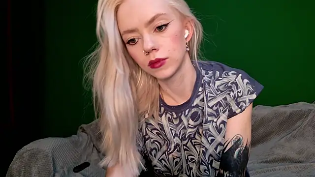 jane-booblegum online show from November 30, 2025, 3:27 pm