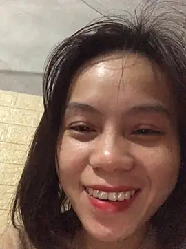 Snapshot of Trangbabylove chatting on December 17, 2025, 12:05 am Trangbabylove online show from December 17, 2025, 12:05 am