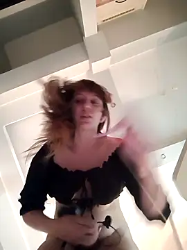 cleopatravodos online show from April 8, 2026, 5:24 pm