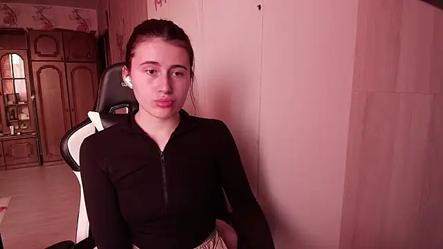 Snapshot of KristinaScott chatting on March 11, 2026, 3:18 pm KristinaScott online show from March 11, 2026, 3:18 pm