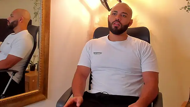 Chris Varden online show from May 17, 2026, 3:04 am