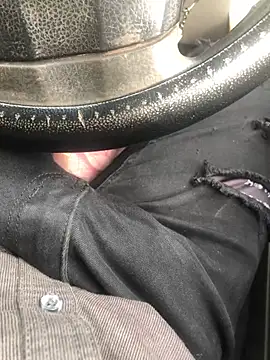 Snapshot of dreamframe chatting on February 13, 2026, 9:49 am dreamframe online show from February 13, 2026, 9:49 am