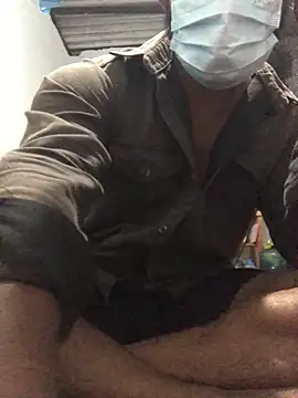 Snapshot of dreamframe chatting on March 5, 2026, 2:46 pm dreamframe online show from March 5, 2026, 2:46 pm