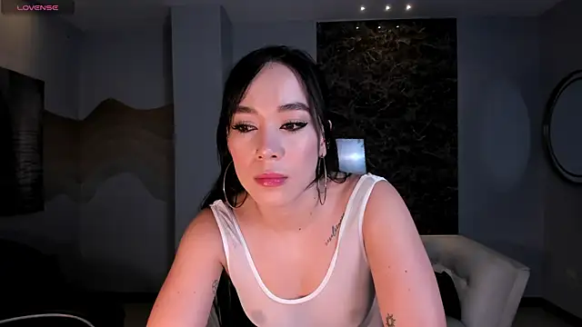 Snapshot of ZaraKafruni chatting on January 7, 2026, 3:42 am ZaraKafruni online show from January 7, 2026, 3:42 am