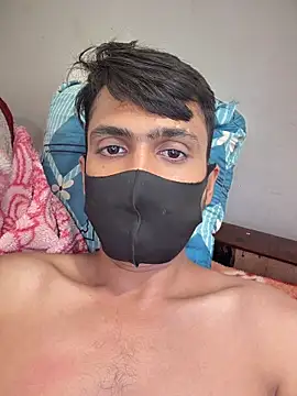 Snapshot of syndyc1 chatting on February 7, 2026, 6:11 pm syndyc1 online show from February 7, 2026, 6:11 pm