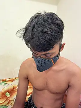 Snapshot of syndyc1 chatting on February 21, 2026, 2:18 pm syndyc1 online show from February 21, 2026, 2:18 pm