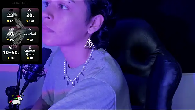 Anny Kiitty online show from March 25, 2026, 3:56 am