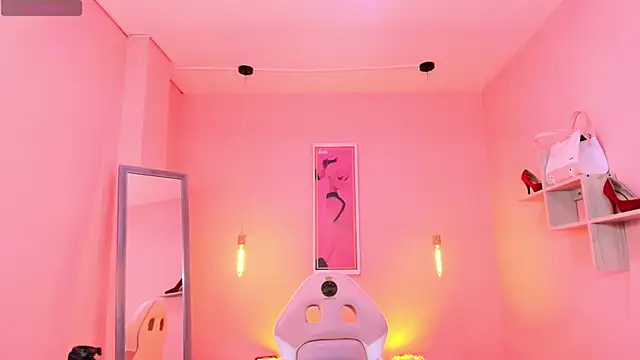 Snapshot of Milu_carbajal_x chatting on December 3, 2025, 8:29 pm Milu carbajal x online show from December 3, 2025, 8:29 pm