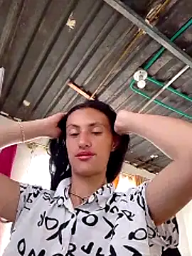 Snapshot of Milky_cielo_ chatting on December 16, 2025, 3:39 pm Milky cielo online show from December 16, 2025, 3:39 pm