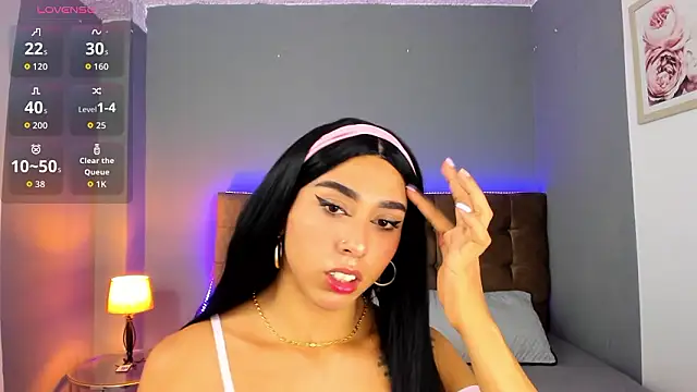 Snapshot of Violet_Moon20 chatting on February 11, 2026, 7:19 pm Violet Moon20 online show from February 11, 2026, 7:19 pm