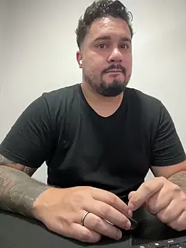 Snapshot of paubranco17 chatting on March 6, 2026, 1:29 pm paubranco17 online show from March 6, 2026, 1:29 pm