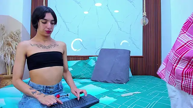 Loversinfire2 online show from March 16, 2026, 1:44 am