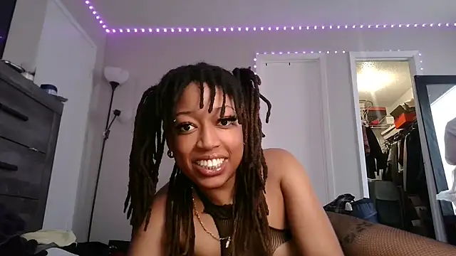 Snapshot of stellakobra chatting on February 11, 2026, 3:50 pm stellakobra online show from February 11, 2026, 3:50 pm