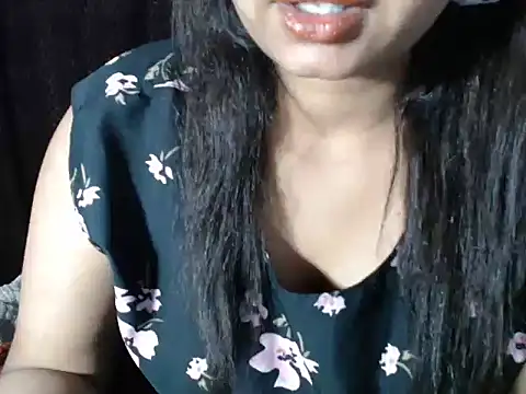 Snapshot of Queen_Bhanu chatting on February 6, 2026, 9:12 am Queen Bhanu online show from February 6, 2026, 9:12 am