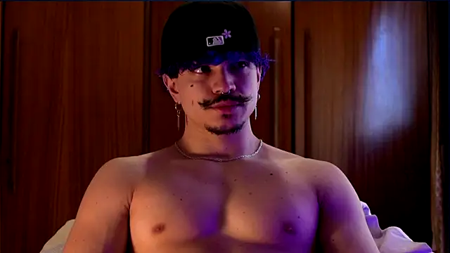 TOKYO oo online show from April 8, 2026, 2:39 pm