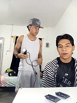 Snapshot of clousth chatting on November 15, 2025, 7:21 pm clousth online show from November 15, 2025, 7:21 pm