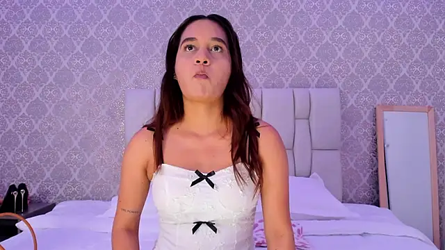 Snapshot of Venuss888 chatting on November 25, 2025, 10:21 pm Venuss888 online show from November 25, 2025, 10:21 pm