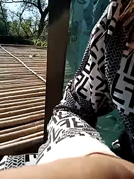 mon1-day online show from November 27, 2025, 1:51 am