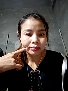 mon1-day online show from December 14, 2025, 7:58 am