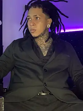 Snapshot of Zero-X9 chatting on February 14, 2026, 9:11 pm Zero-X9 online show from February 14, 2026, 9:11 pm