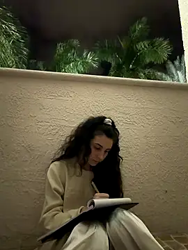 sometimesmiachristina online show from December 16, 2025, 12:26 am