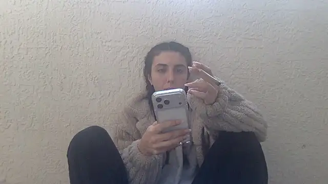 sometimesmiachristina online show from December 16, 2025, 12:32 pm