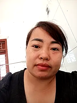 Snapshot of Rose-rose1234 chatting on November 26, 2025, 4:13 am Rose-rose1234 online show from November 26, 2025, 4:13 am