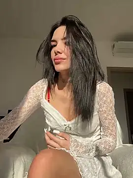 Snapshot of lunababy77 chatting on February 24, 2026, 2:04 pm lunababy77 online show from February 24, 2026, 2:04 pm