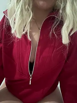 Manolya3434 online show from December 16, 2025, 11:10 pm