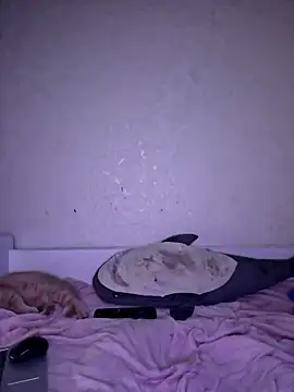 carolinakis  online show from December 5, 2025, 8:38 pm