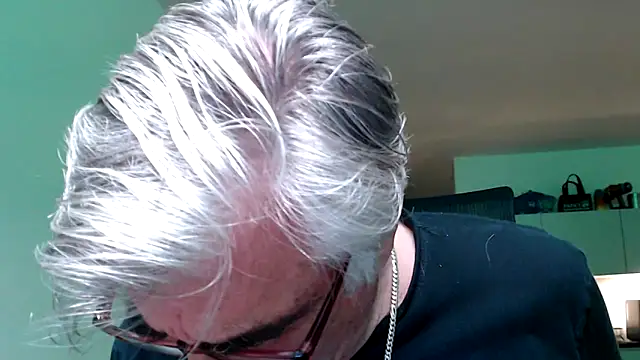 Buidapest online show from May 16, 2026, 7:05 am