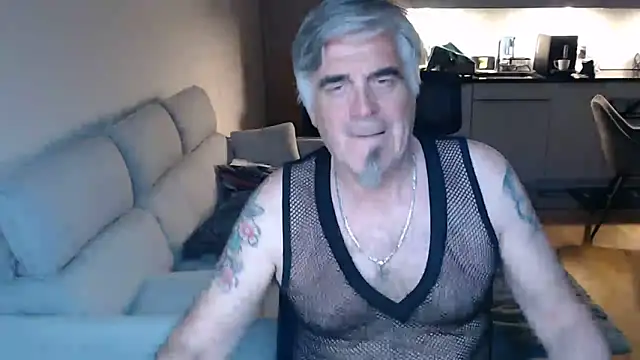 Buidapest online show from May 20, 2026, 10:16 pm