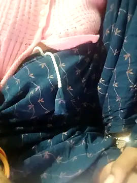 Snapshot of Anushasharma89 chatting on December 15, 2025, 12:59 am Anushasharma89 online show from December 15, 2025, 12:59 am