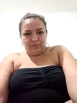 Carsu10 online show from November 28, 2025, 3:25 pm